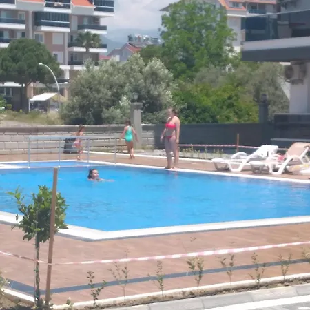 Akgul Sitesi Apartman *